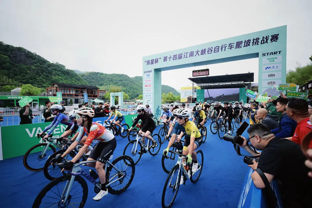 高中篮球联赛2021冠军_篮球高中联赛冠军_兴义高中篮球比赛冠军有哪些
