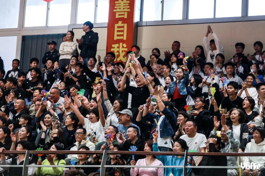 兴义高中篮球比赛冠军有哪些_高中篮球联赛2021冠军_篮球高中联赛冠军