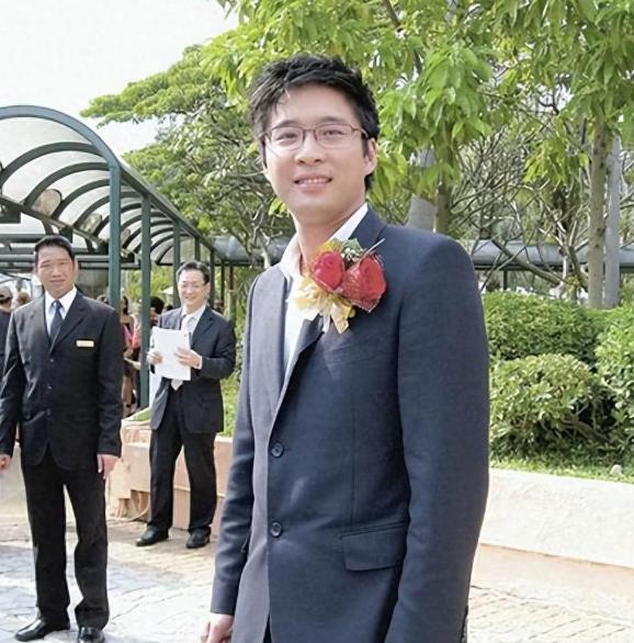 游泳冠军去吗_游泳冠军yong_游泳冠军第一人