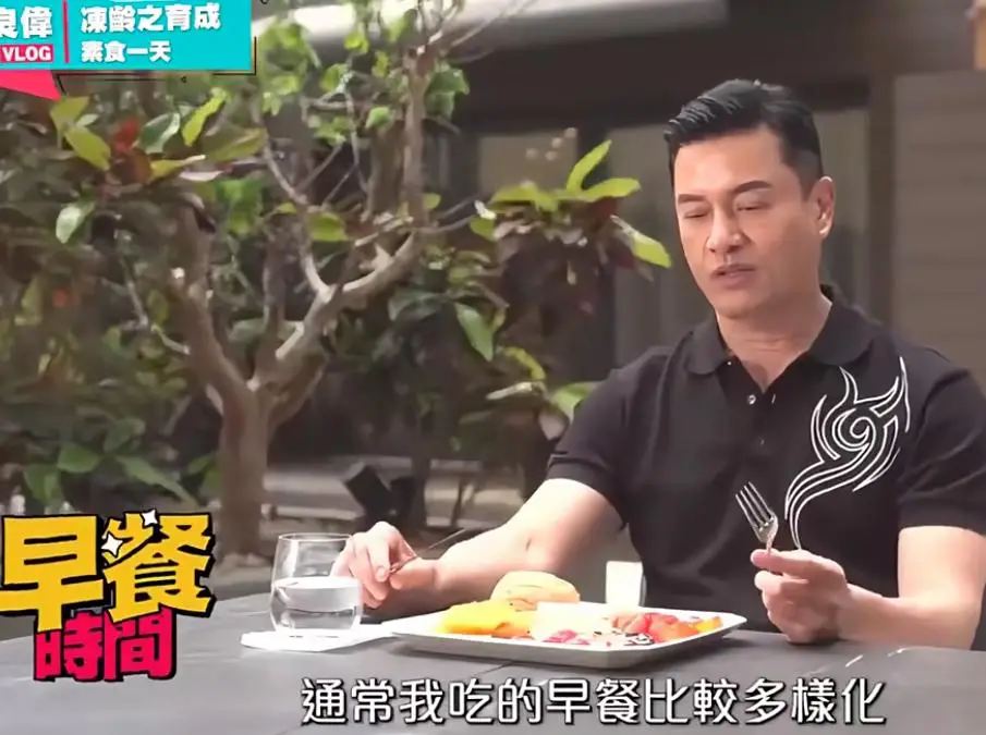 健身逆袭的男明星_盘点那些健身明星_明星健身逆龄术