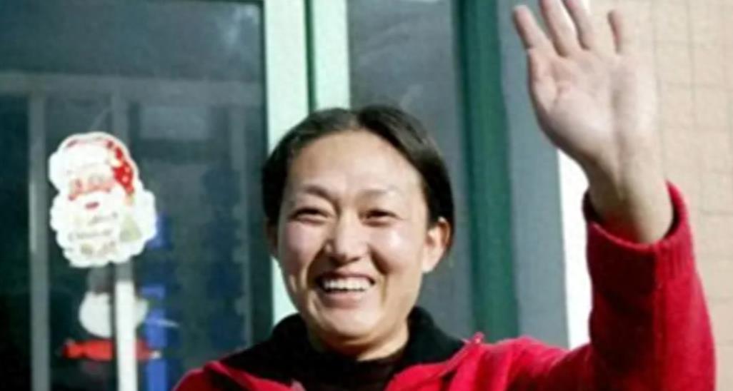 举重冠军被下什么药导致不孕的_举重运动员吃药_举重药