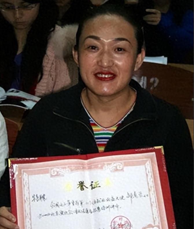 举重运动员吃药_举重药_举重冠军被下什么药导致不孕的