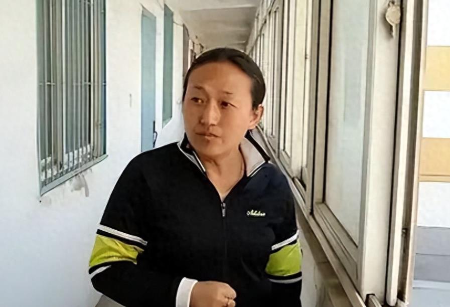举重运动员吃药_举重冠军被下什么药导致不孕的_举重药