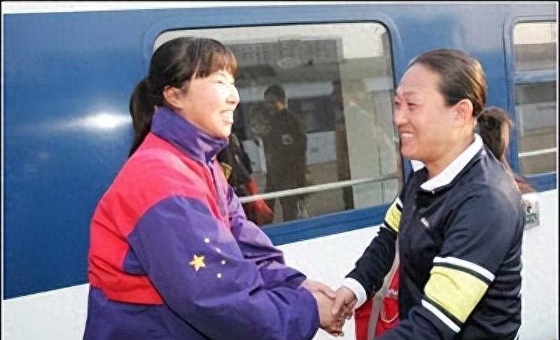 女子举重吃药_举重冠军被下什么药导致不孕的_女子举重药检