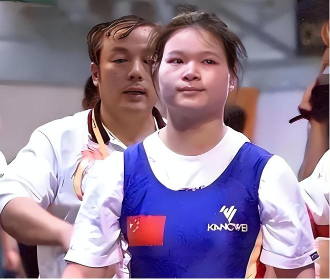 奥运会举重冠军南京_奥运举重南京冠军会在哪举行_奥运举重南京冠军会有奖金吗