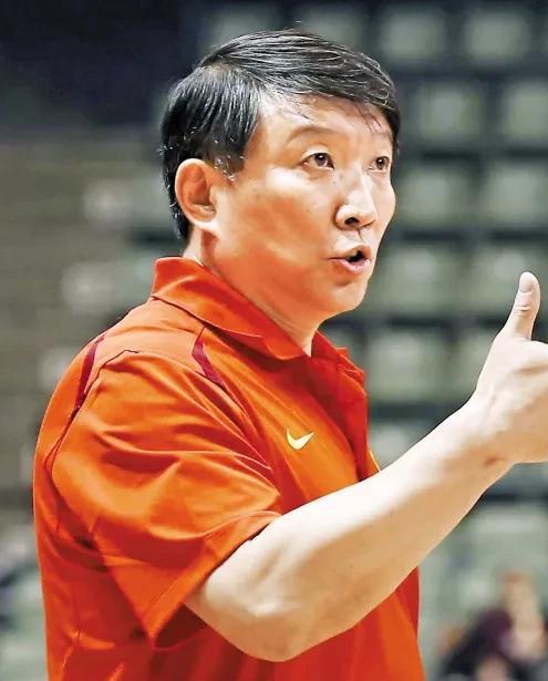 篮球男篮名单冠军世界中国是谁_篮球男篮大名单_中国男篮世界篮球冠军名单