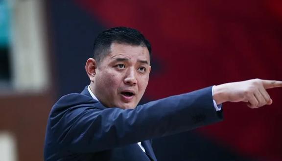 中国男篮世界篮球冠军名单_篮球男篮名单冠军世界中国是谁_篮球男篮大名单