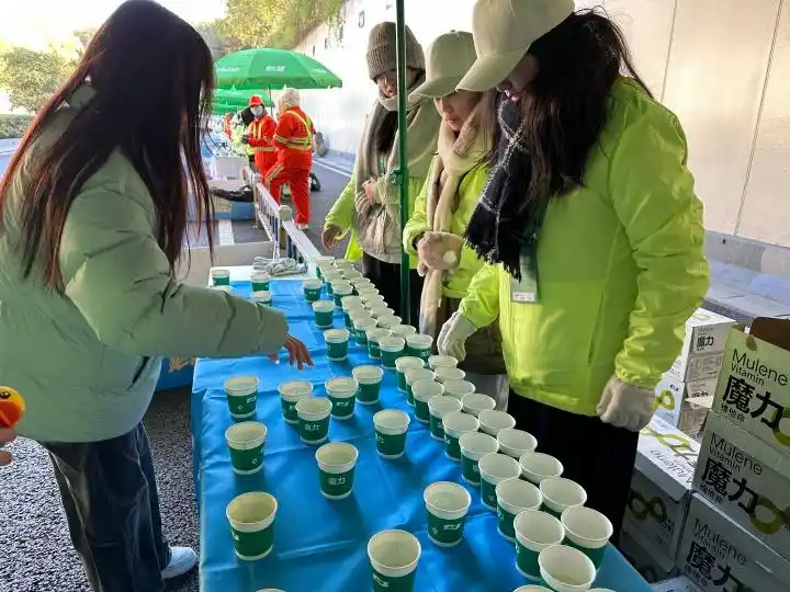 杭州马拉松几点开_马拉松杭州开跑时间_杭卅马拉松