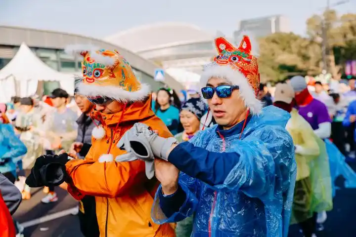 杭州马拉松几点开_马拉松杭州开跑时间_杭卅马拉松