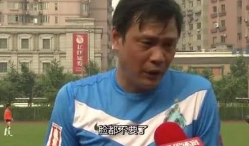 篮球技巧过人_篮球技巧教学视频_两种篮球技巧