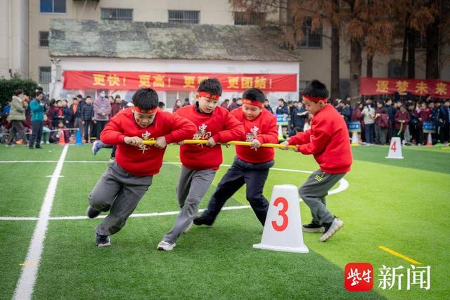 足球队冠军_足球冠军报道_冠军足球2活动怎么上s