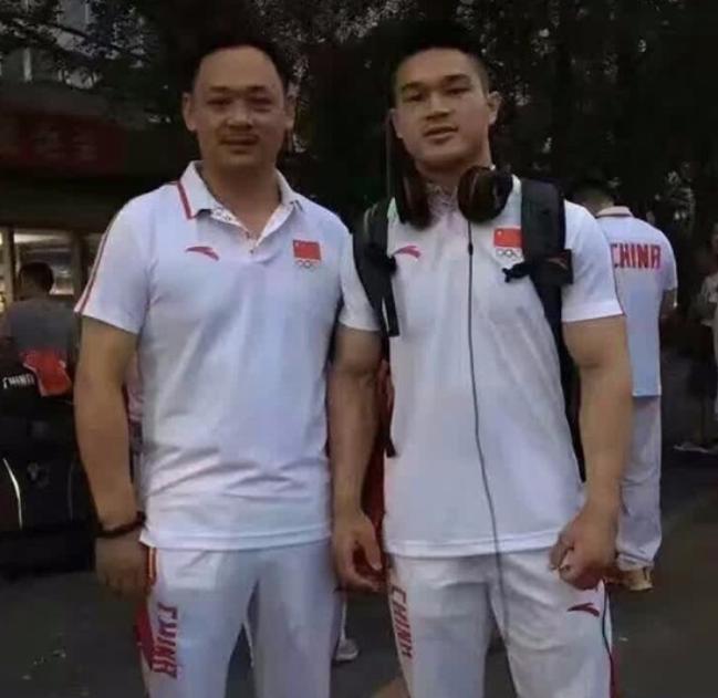 退役真相举重冠军视频_退役的举重冠军_举重冠军退役真相